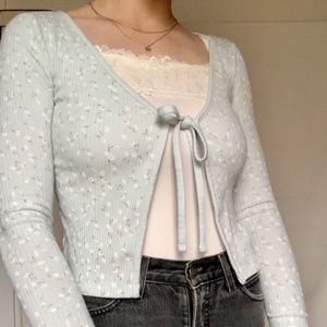 Arizona Jean co. baby blue floral cardi